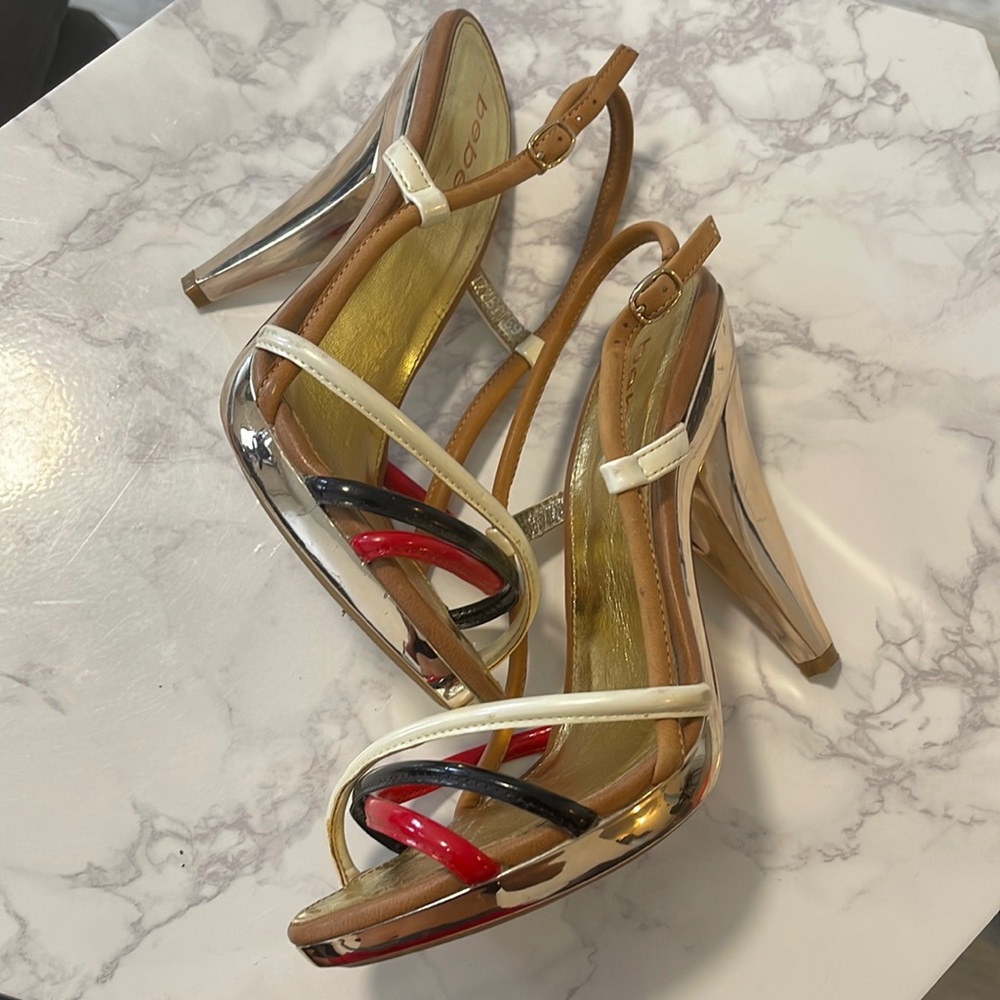 GOLD HEELED SANDALS